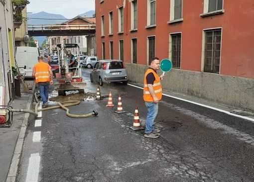 I lavori in via Huber in una foto dalla pagina Facebook del sindaco Marco Fazio I lavori in via Huber in una foto dalla pagina Facebook del sindaco Marco Fazio
