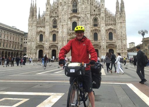 Il ciclista della memoria Giovanni Bloisi incontrerà gli studenti delle scuole di Gavirate