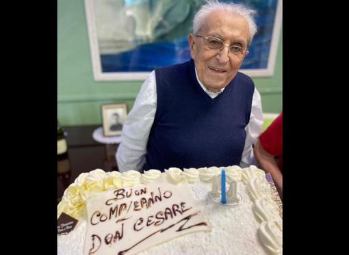 Monsignor Cesare Catella in occasione del suo 101esimo compleanno