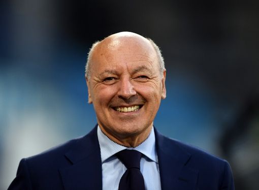 La Rosa Camuna al varesino Beppe Marotta La Rosa Camuna al varesino Beppe Marotta