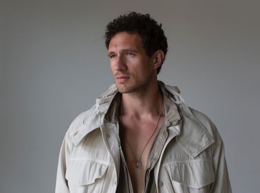 Alessandro Bianchin personal trainer, modello, attore originario di Laveno Mombello Alessandro Bianchin personal trainer, modello, attore originario di Laveno Mombello