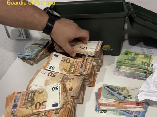 Prendevano il reddito di cittadinanza senza averne diritto: la Finanza di Milano scopre 39 "furbetti" nordafricani