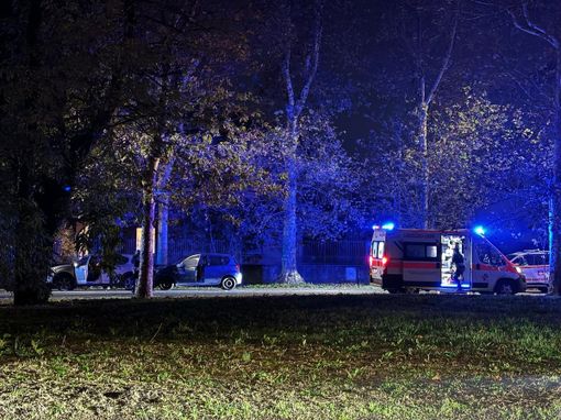 FOTO. Incidente fra tre auto in viale Toscana: due feriti