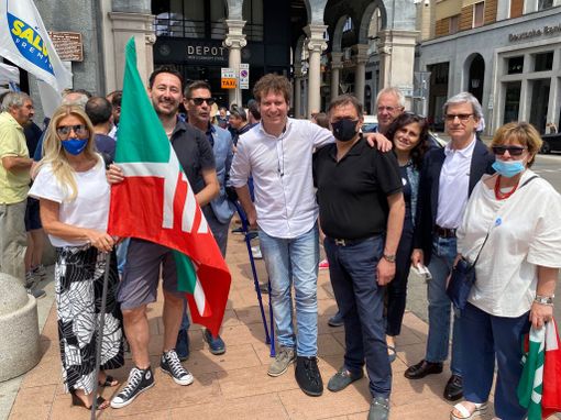 FOTO. Forza Italia accoglie Bianchi: «Si respira l'aria giusta, c'è spirito di unità»