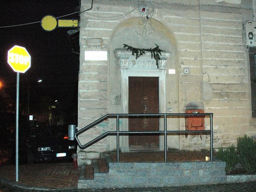 Il Presidente della Repubblica "riapre" l'ufficio postale di Caldana a Cocquio Trevisago Il Presidente della Repubblica "riapre" l'ufficio postale di Caldana a Cocquio Trevisago