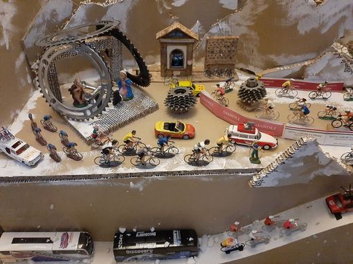 Il Presepe dei Ciclisti 2021 di Gavirate nella foto di Giordano Azzimonti
