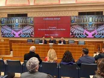 Pro Vita lancia campagna 'E io Parlo!': "Cdx modifichi 'norma bavaglio' su affissioni"