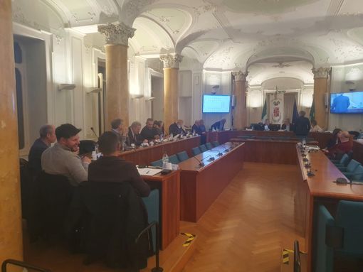 Provincia, istituite le nuove commissioni. Per la Lega «due sono troppo poche» Provincia, istituite le nuove commissioni. Per la Lega «due sono troppo poche»