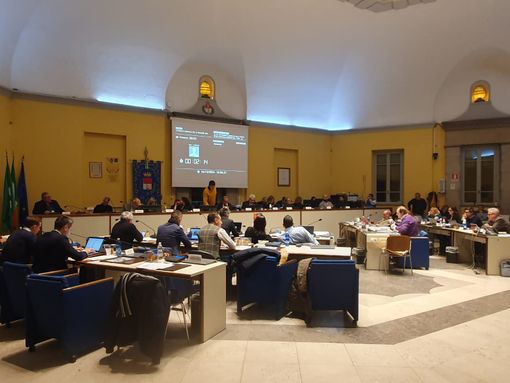 Busto, via libera al bilancio di previsione. E il sindaco ringrazia i cittadini “ricicloni” Busto, via libera al bilancio di previsione. E il sindaco ringrazia i cittadini “ricicloni”