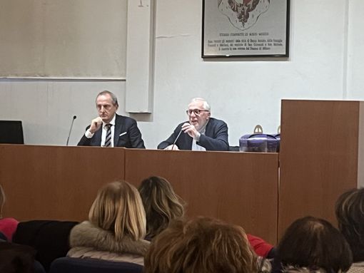 VIDEO. Antonelli: «Ogni cittadino dovrebbe fare il sindaco un mese. Non mi fa dormire di notte, ma è anche bello. Ecco perché sui social mi arrabbio» VIDEO. Antonelli: «Ogni cittadino dovrebbe fare il sindaco un mese. Non mi fa dormire di notte, ma è anche bello. Ecco perché sui social mi arrabbio»