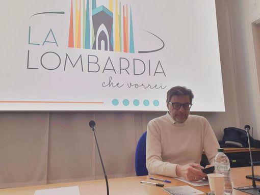 Giorgetti a Villa Recalcati: «Varese deve trovare la sua identità». Centro federale del ghiaccio? «Forse anche un’altra disciplina» Giorgetti a Villa Recalcati: «Varese deve trovare la sua identità». Centro federale del ghiaccio? «Forse anche un’altra disciplina»