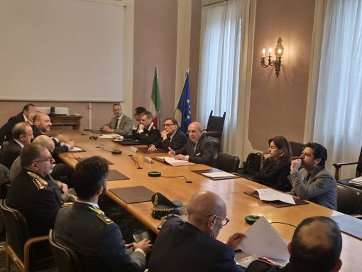 Varese, rinnovato accordo tra Regione Lombardia e Prefettura: più sicurezza e lotta ai taxi abusivi nell'area di Malpensa