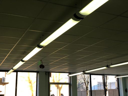 Cassano Magnago, scuola Rodari: controsoffitti nuovi e leggeri per il rientro in classe