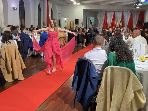 Una sfilata, un sogno: la casa per le Cuffie Colorate. «Possiamo aiutare chi è meno fortunato» Una sfilata, un sogno: la casa per le Cuffie Colorate. «Possiamo aiutare chi è meno fortunato»