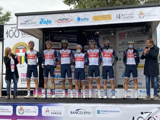 Un'immagine del villaggio di partenza dell'anno scorso a Busto, a casa Eolo