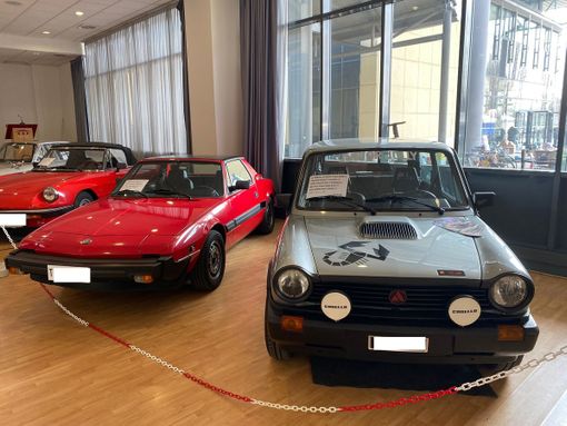 FOTO. Auto e moto d'epoca: la voglia di normalità accende il motore a MalpensaFiere FOTO. Auto e moto d'epoca: la voglia di normalità accende il motore a MalpensaFiere