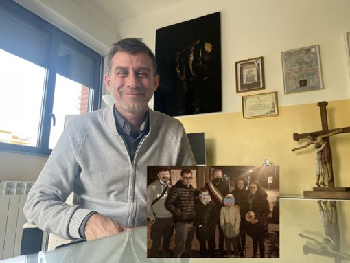 Don Giuseppe Tedesco e l'arrivo due anni fa: fece quasi 3mila chilometri con diversi volontari per portare qui i bimbi ucraini