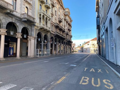 Mascherina Ffp2 obbligatoria, più tamponi e lockdown nazionale. Le richieste degli scienziati contro le varianti del Covid Mascherina Ffp2 obbligatoria, più tamponi e lockdown nazionale. Le richieste degli scienziati contro le varianti del Covid