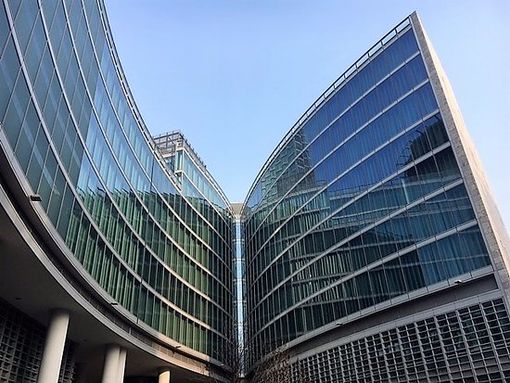 Lombardia da lunedì in zona rossa. Fontana: «Mi auguro sia l'ultimo sacrificio»