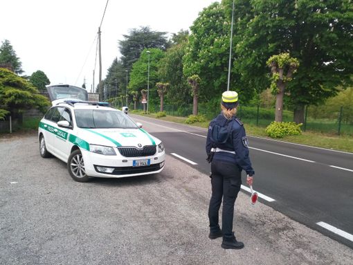 Polizia locale di Olgiate in azione Polizia locale di Olgiate in azione