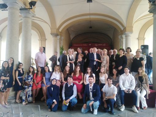 Giornata del Medico a Villa Cagnola, l'Ordine di Varese premia i camici bianchi con 50 anni di laurea
