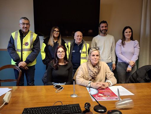 La presentazione della cena di Natale, in Comune