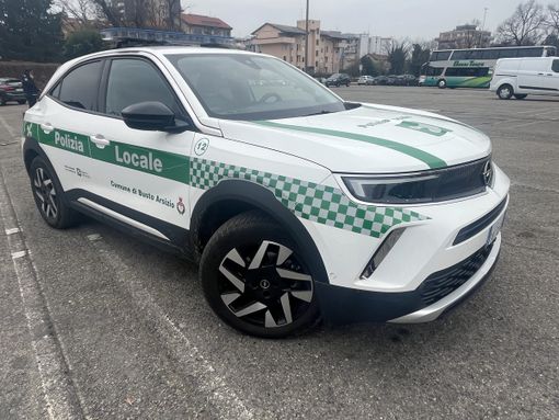 Arrivano fototrappole e bodycam per gli agenti a Busto