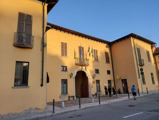 Il municipio di Besozzo