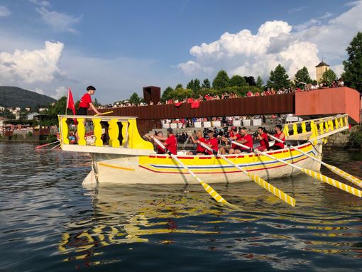 Anche quest'anno a Luino torna il palio remiero Anche quest'anno a Luino torna il palio remiero