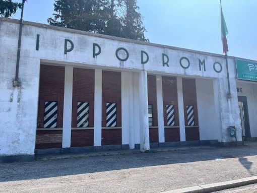 Due proposte per la gestione e il rinnovamento dell'ippodromo. Lunedì l'apertura delle buste Due proposte per la gestione e il rinnovamento dell'ippodromo. Lunedì l'apertura delle buste