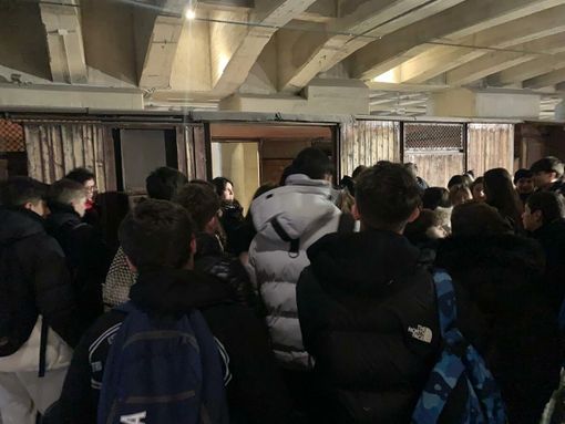 Studenti della terza media della Don Milani in visita al Binario 21