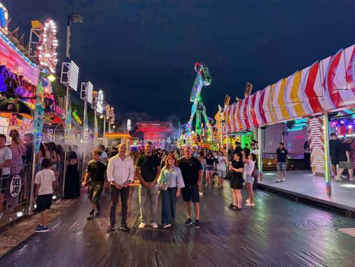 (foto pagina Facebook Luna Park di Luino) (foto pagina Facebook Luna Park di Luino)