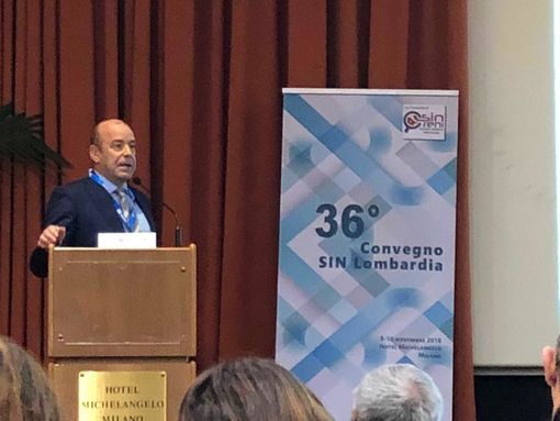 Il dottor Andrea Ambrosini, Direttore della Nefrologia e Dialisi di Asst Sette Laghi Il dottor Andrea Ambrosini, Direttore della Nefrologia e Dialisi di Asst Sette Laghi