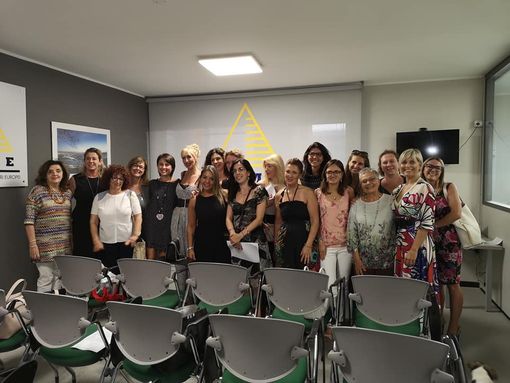 Aime Donna compie un anno e brinda al futuro