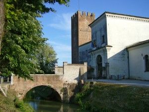 Da Gavirate al Polesine, per «rendere attuale» un evento che, 70 anni fa, ha segnato tutta l’Italia Da Gavirate al Polesine, per «rendere attuale» un evento che, 70 anni fa, ha segnato tutta l’Italia