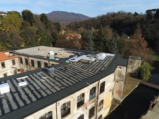 L'ex fabbrica Sonnino di Besozzo si trasforma in un palcoscenico di un concorso musicale