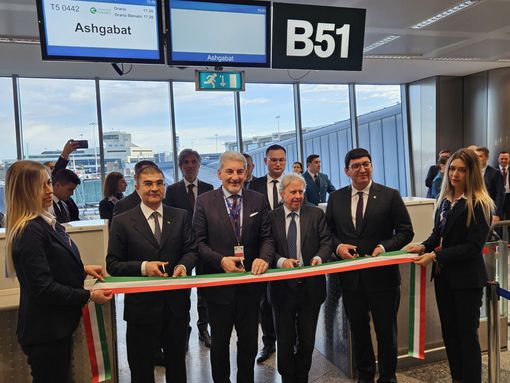 Turkmenistan Airlines: il primo collegamento con l’Italia parte da Malpensa Turkmenistan Airlines: il primo collegamento con l’Italia parte da Malpensa