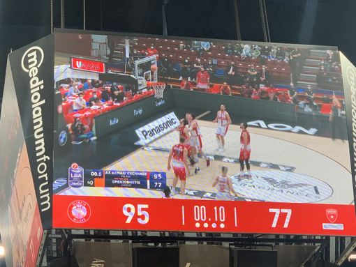 Al Forum quest'anno vige la legge del più forte: Varese ko Al Forum quest'anno vige la legge del più forte: Varese ko