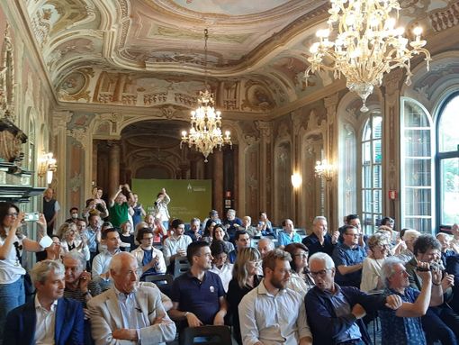 VIDEO. Fontana a Palazzo Estense rilancia l'autonomia: «Con la pandemia le Regioni hanno dimostrato quanto sia meritata»