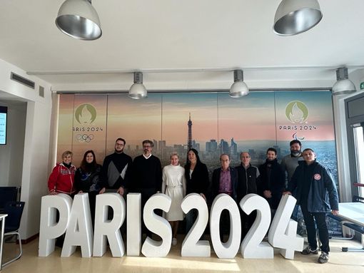 A Gavirate il tour delle strutture sportive del sottosegretario regionale Lara Magoni A Gavirate il tour delle strutture sportive del sottosegretario regionale Lara Magoni