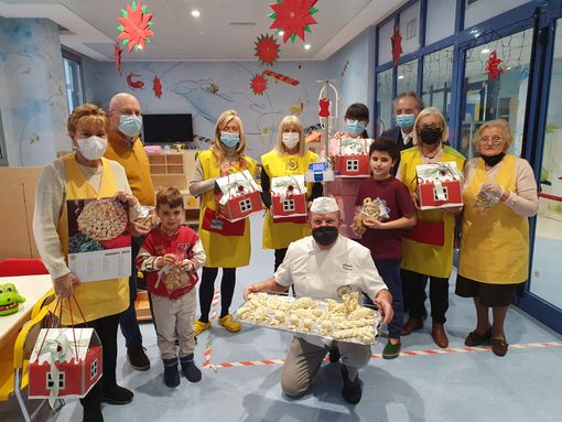 Non è Natale in Pediatria senza il panettone dei Panificatori Non è Natale in Pediatria senza il panettone dei Panificatori