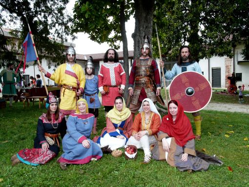 LA LEZIONE DEL PASSATO. I Longobardi conquistano il Monastero di Cairate: vita e combattimenti di un'antica civiltà (foto)
