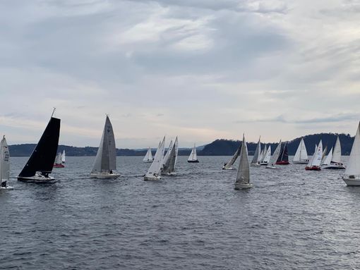 Sport, passione e impegno sociale: l’emozionante conclusione del 10° Trofeo Invernale "L'Inverna a Belgirate" 2023-2024 Sport, passione e impegno sociale: l’emozionante conclusione del 10° Trofeo Invernale "L'Inverna a Belgirate" 2023-2024