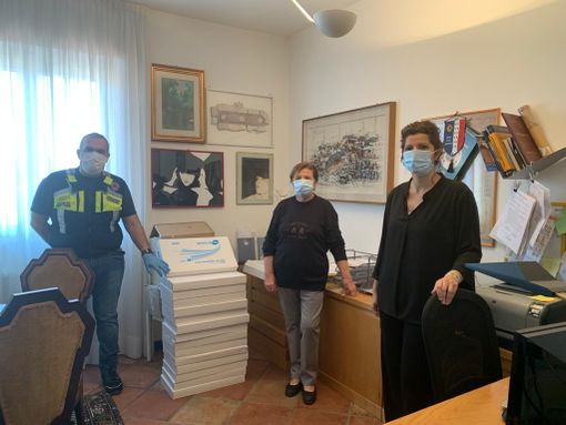 Da sinistra Gian Luca Cavalluzzi, Elena Marella Paolucci, Sara Cendaroni Paolucci