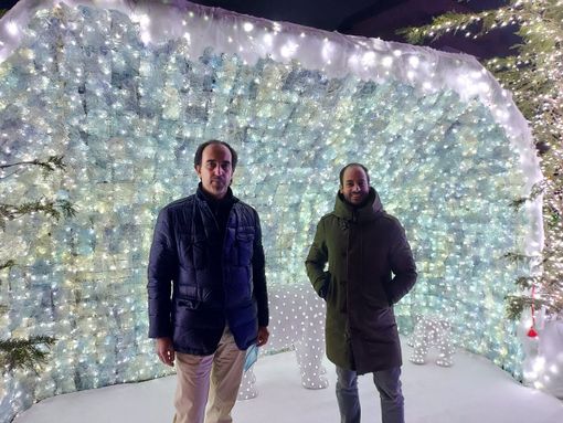 VIDEO E FOTO. Le lucine di Natale di Laveno in anteprima: il capolavoro di Lino Betti VIDEO E FOTO. Le lucine di Natale di Laveno in anteprima: il capolavoro di Lino Betti