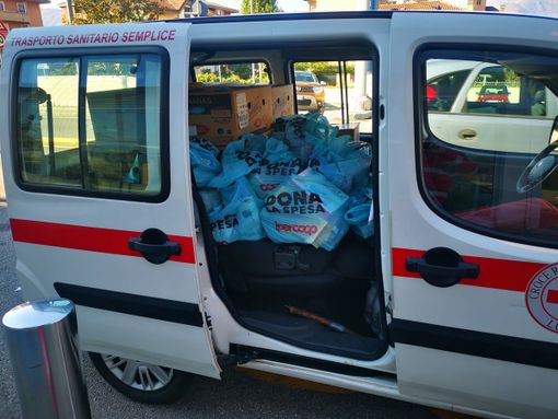 VIDEO. Croce Rossa e Comune di Luino spiegano come fare la spesa in sicurezza a chi è in quarantena