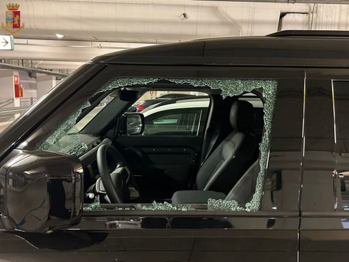 Raffica di furti sulle auto in sosta a Malpensa, scoperto e denunciato il "ladro dei parcheggi"