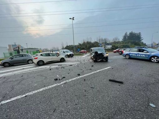 La foto dell'incidente tratta da Mbnews.it La foto dell'incidente tratta da Mbnews.it