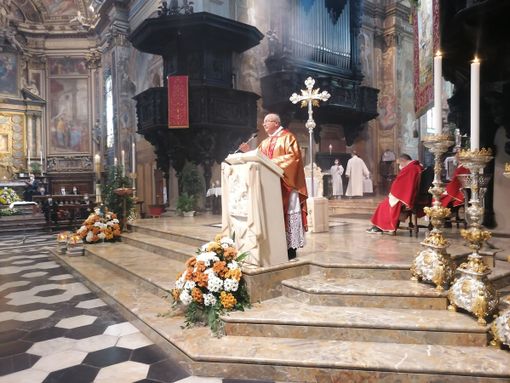 “La passione” nella basilica di San Vittore per il saluto a monsignor Luigi Panighetti “La passione” nella basilica di San Vittore per il saluto a monsignor Luigi Panighetti