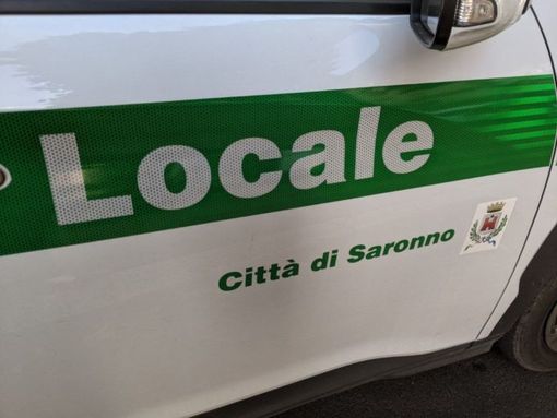 Ubriaca al volante provoca un incidente: patente ritirata e auto sequestrata